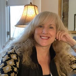 Meet your Posher, Shari